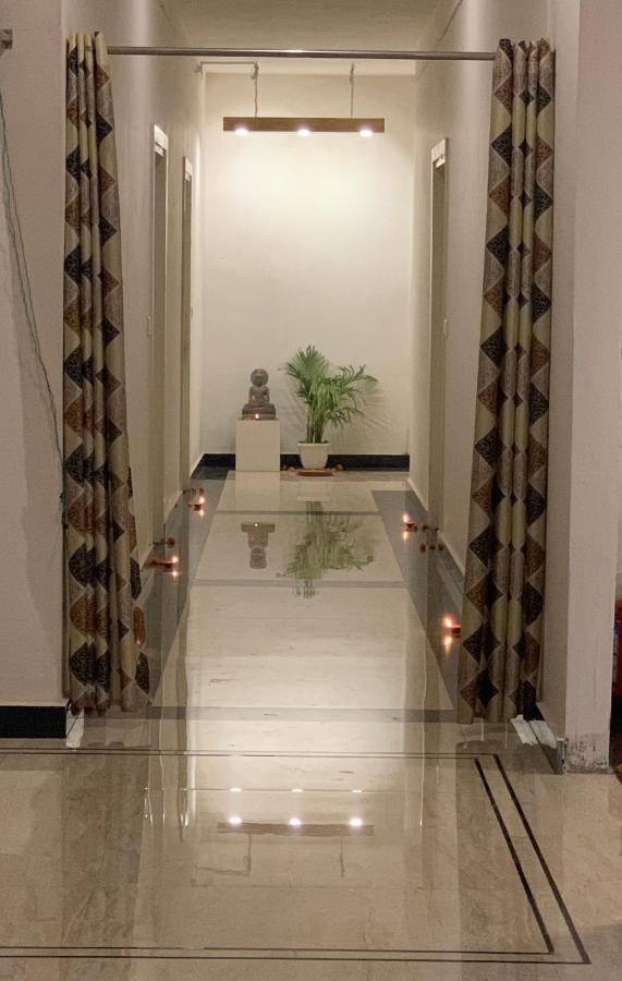 Hotel Ganga Graden فاراناسي المظهر الخارجي الصورة